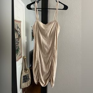 Cute n casual mini dress, never worn.